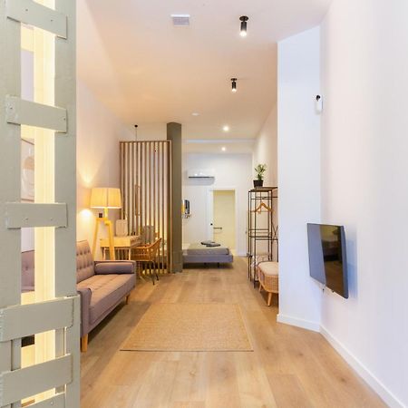 Mestalla Flats By Nomad Host Valencia Exterior photo